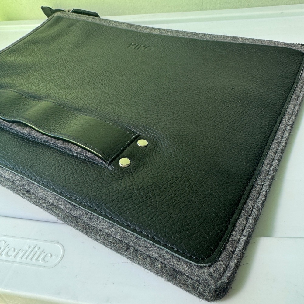 KIKO Black Leather Grey Wool Felt Laptop Sleeve Document Clutch 14x10 Handstrap